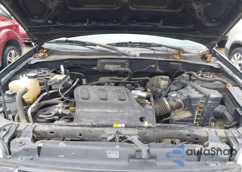 2004 Ford Escape Limited из США, поврежденный, VIN 1FMCU04164KA81113